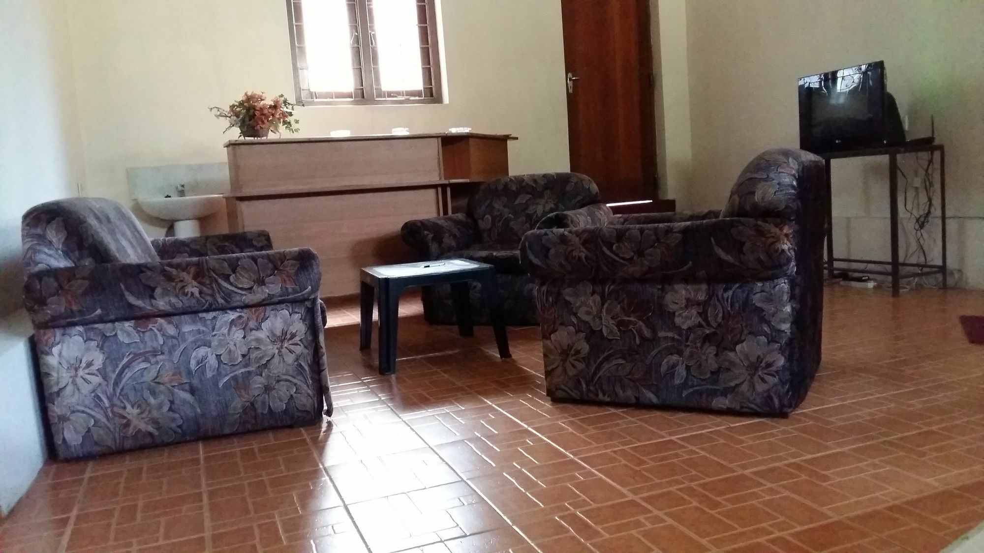 Ginza Rest Kandy Tennekumbura Extérieur photo